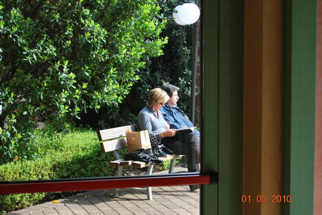 Vecchia Brianza Hotel Seveso Szoba fotó