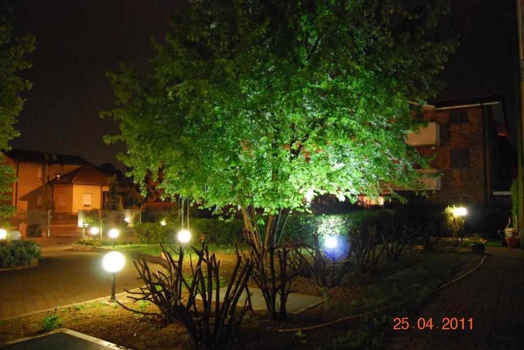 Vecchia Brianza Hotel Seveso Szoba fotó